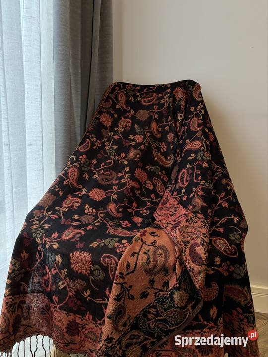 Elegant Paisley Shawl Elegancki Szal w Paisley Katowice