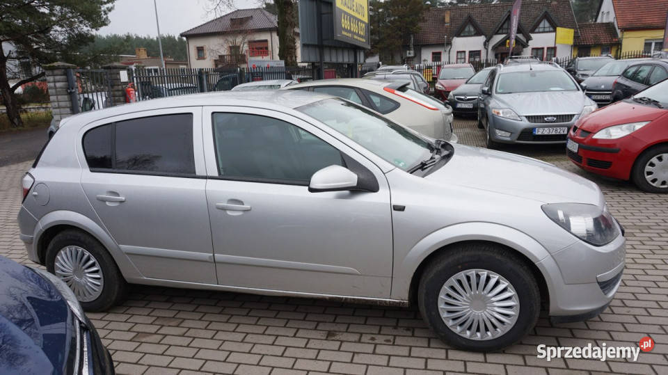 Opel Astra zarejestrowany ubezpieczony Gwarancja lubuskie Zielona Góra