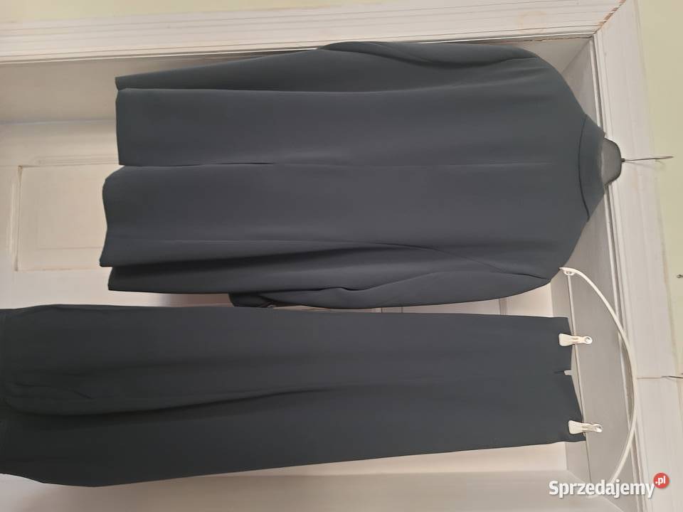 Damski garnitur firma ClaudiaModen 48 sprzedam