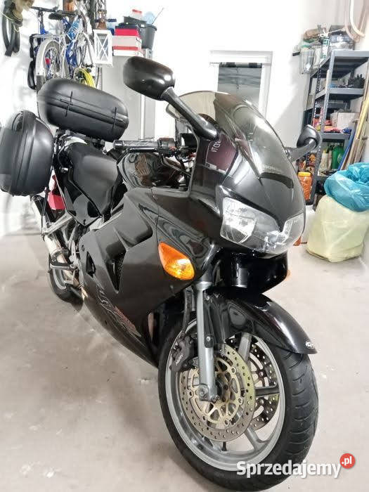 Honda vfr 800 ładna wtrysk 110000km Górowo Iławeckie sprzedam