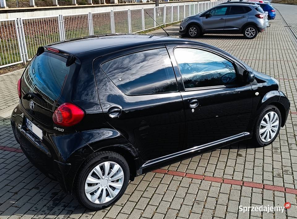 Toyota Aygo 10 benzyna 2006r 279598km mazowieckie Pruszków sprzedam