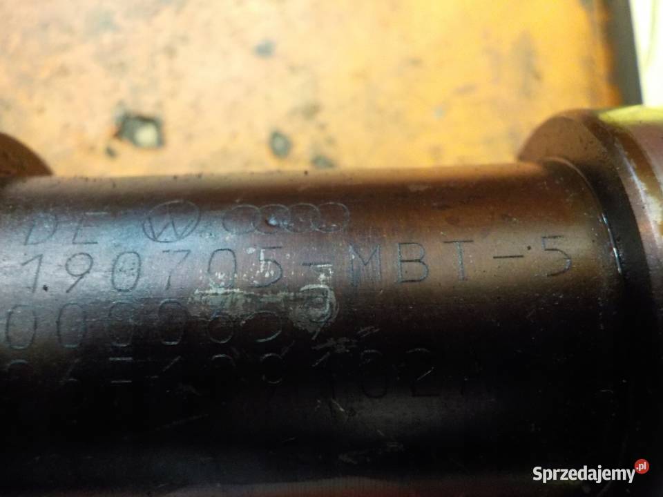 AUDI A4 B7 GOLF 20 TFSI 07r walek rozrzadu Suków