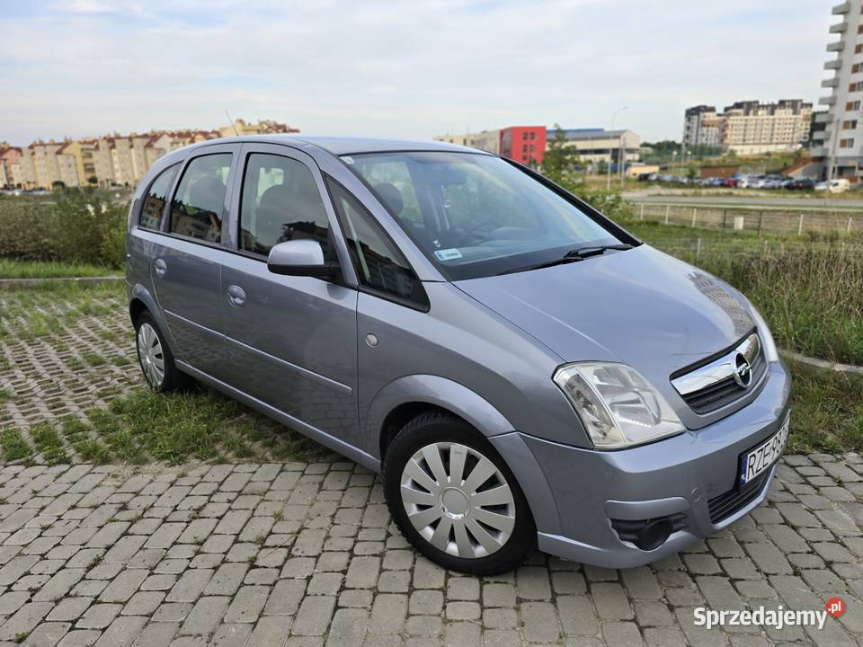 Opel Merivaładnaniski przebiegklimamało manualna Rzeszów