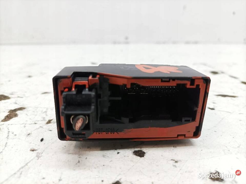 MODUŁ PRZEKAŹNIK 82644K0060 Toyota Yaris IV 2020 sprzedam