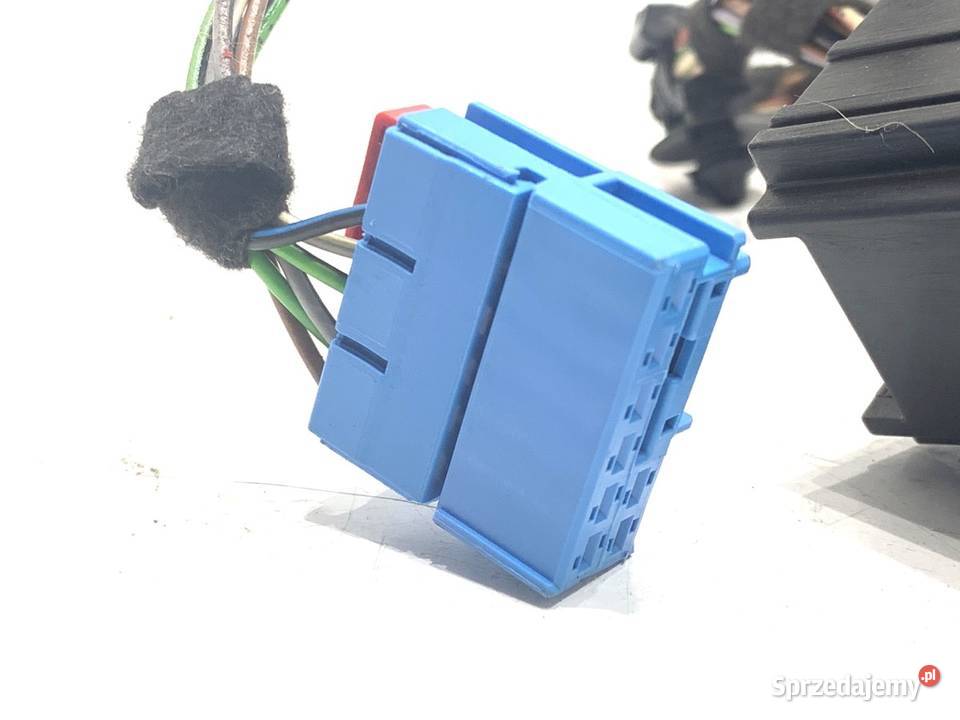 WIĄZKA KLAPY BAGAŻNIKA TYŁ VW PASSAT B8