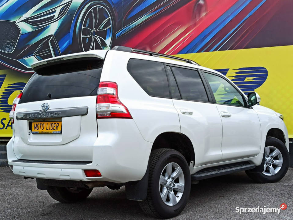 Toyota Land Cruiser Salon 1 wł MANUAL 2 x koła serwisowany w ASO podkarpackie Rzeszów sprzedam