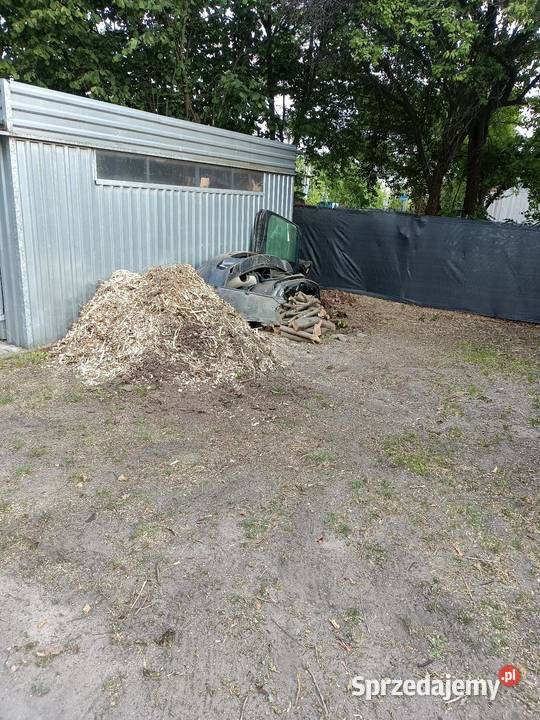 Rozdrabnianie gałęzi usługi rębakiem Moczydłów