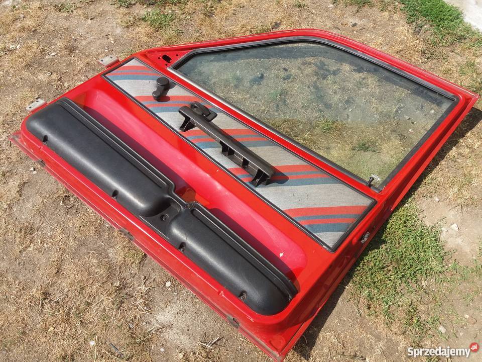Piękne prawe drzwi fiat cinquecento 0KM Samochody osobowe Lusina sprzedam