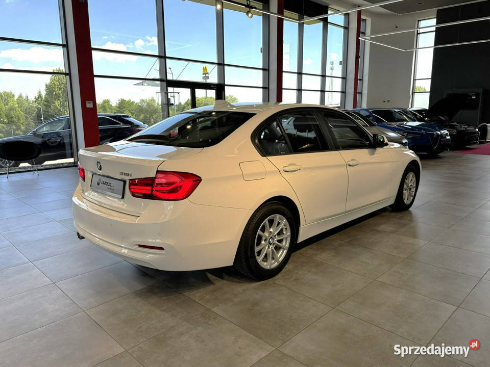 BMW 318 i 15 136 automat 2018 r salon NAVI 92 elektryczne lusterka Myślenice