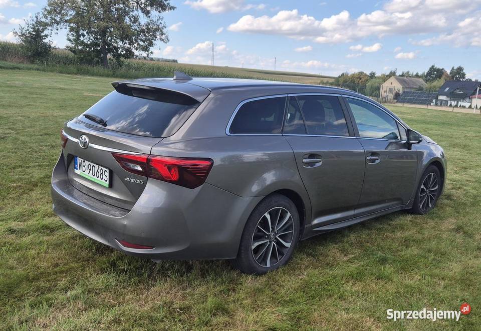 Toyota Avensis 20 D4D Premium Rok produkcji 2018 Prudnik sprzedam