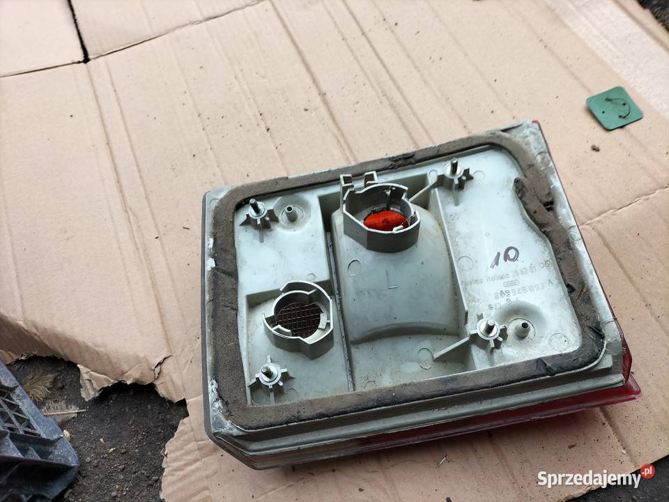 AUDI 80 B3 SEDAN B4 KOMBI LAMPA TYŁ TYLNA LEWA lubelskie Kamień-Kolonia