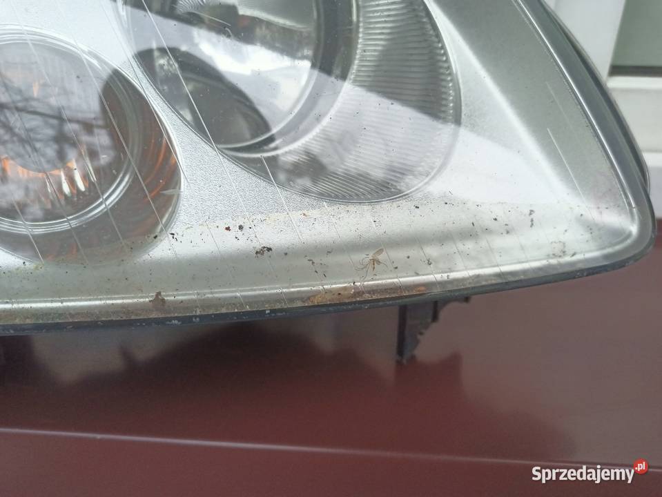 VW Touran 1T0 lampa przednia prawa reflektor osobowe Sieradz