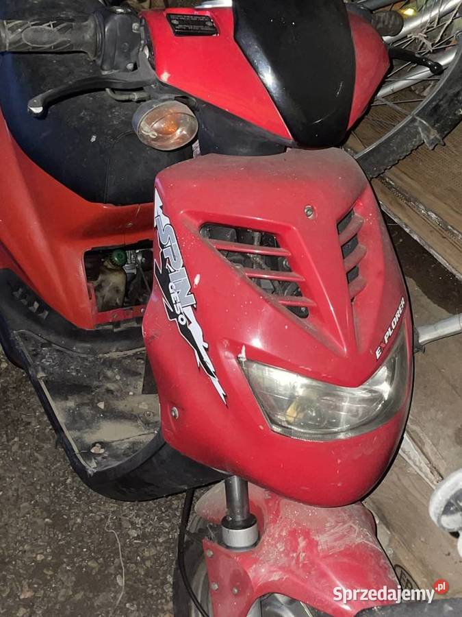 Skuter 2t Motocykle, skutery, quady Częstochowa sprzedam