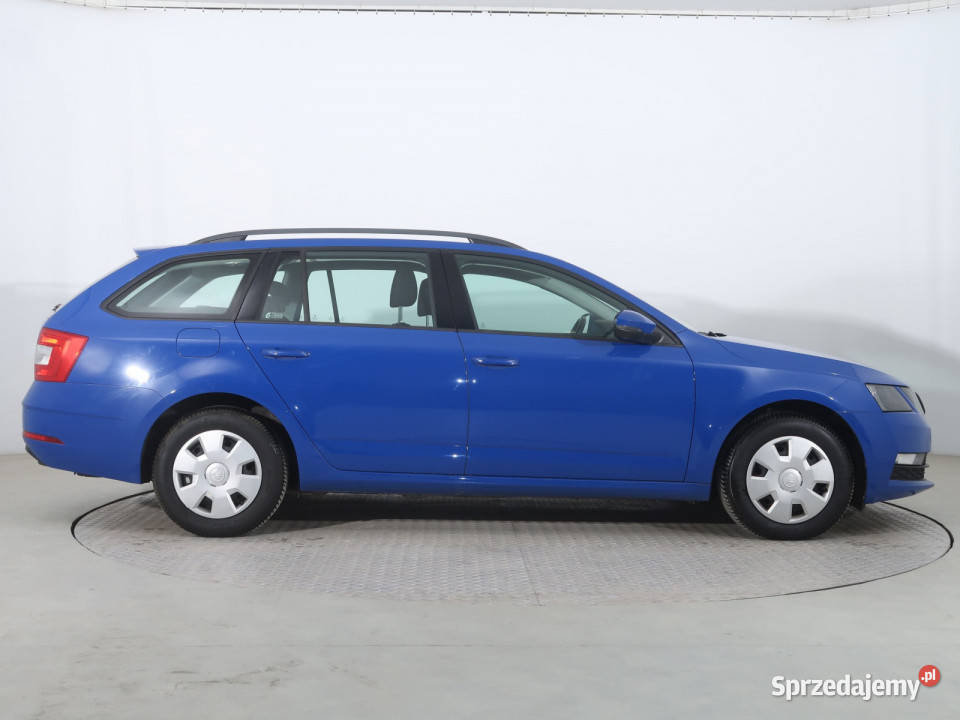 Skoda Octavia 16 TDI bluetooth