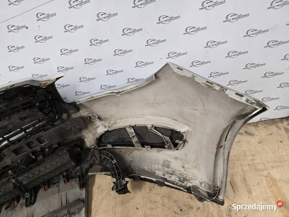 INSIGNIA A LIFT 13r zderzak przód