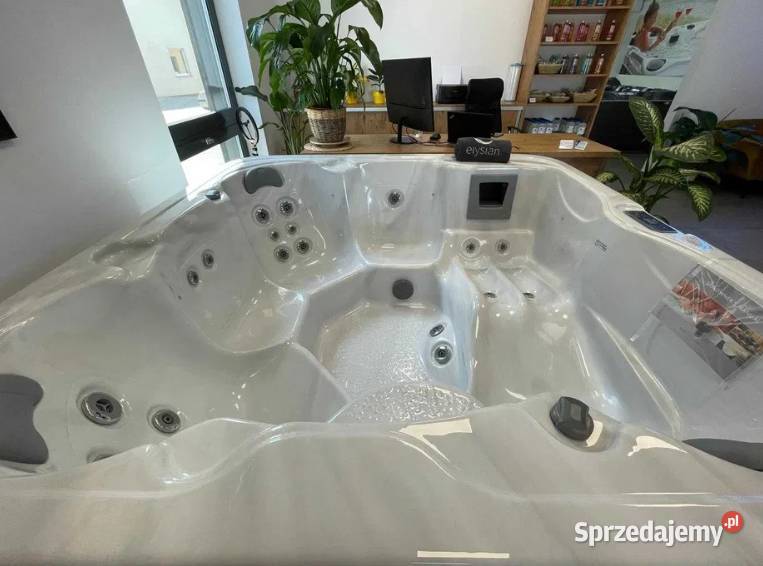 Całoroczne Jacuzzi Ogrodowe 6 osób Fun For 6 lubelskie Lublin