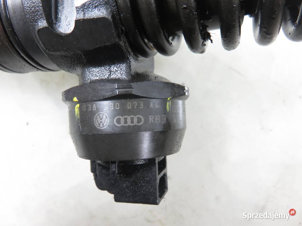 POMPOWTRYSKIWACZ VW GOLF PLUS 19 TDI 038130073AG