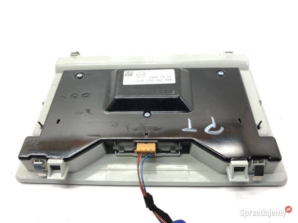 LAMPKA OŚWIETLENIE PODSUFITKI LUSTERKO AUDI A8 Pozostałe Części samochodowe