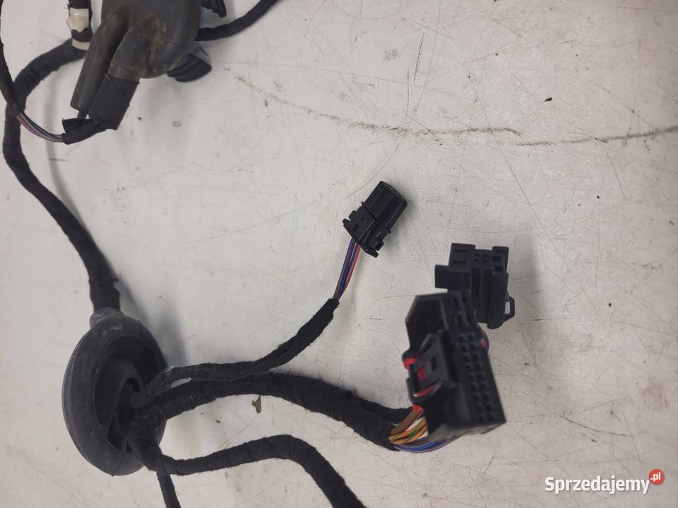 WIĄZKA DRZWI PRAWY PRZÓD AUDI A4 B8 8K0971030AM Przystajń sprzedam