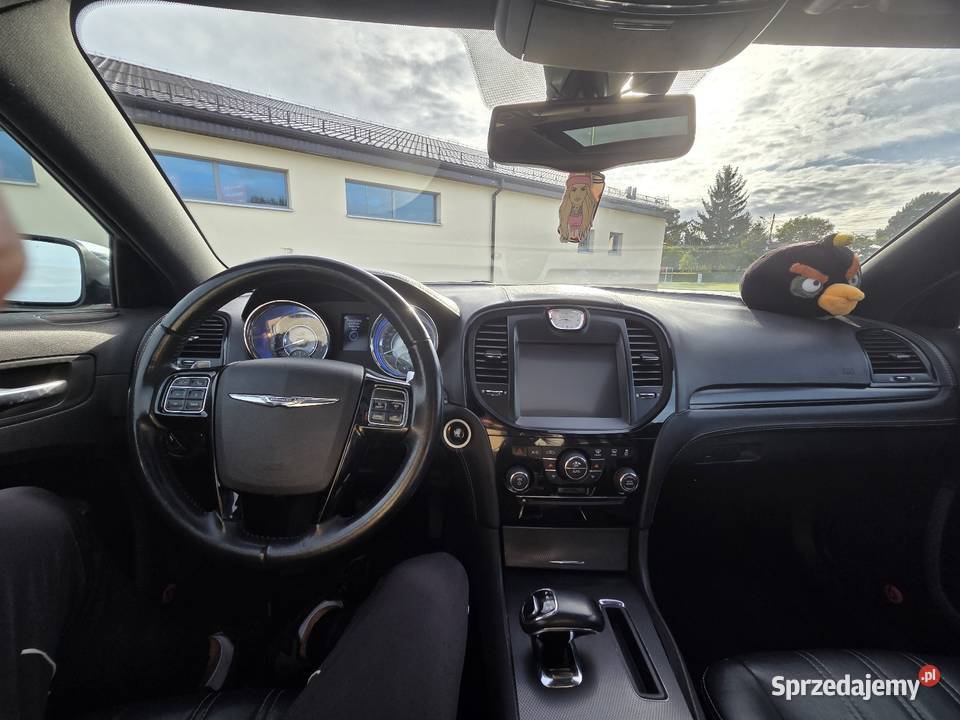 Chrysler 300S czarny Wysokie