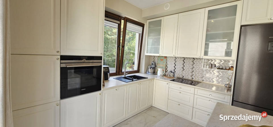 Idealne Miejsce Rodziny Cichy Apartament w Warszawa