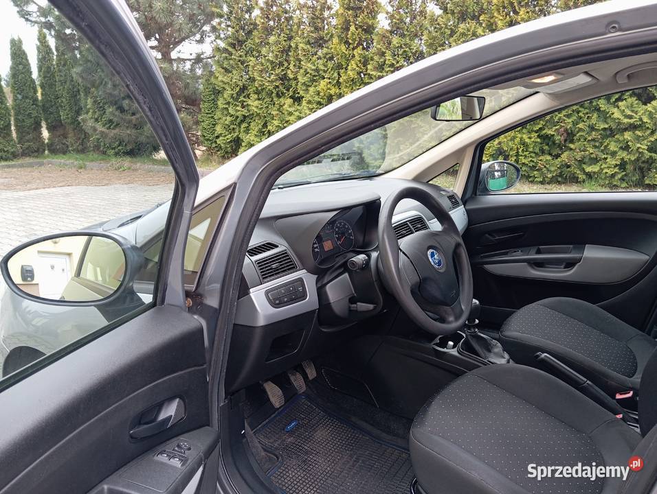Fiat Grande Punto 14 krajowy nieuszkodzony śląskie sprzedam
