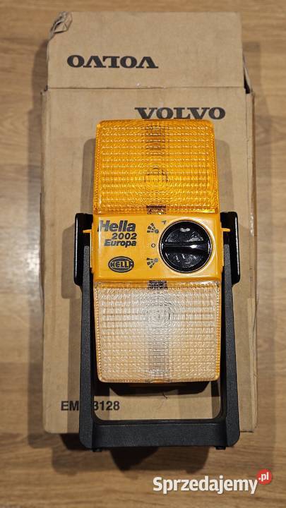 Hella lampa ostrzegawcza awaryjna Volvo V70 S60
