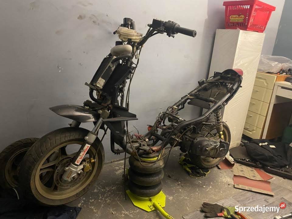 Yamaha aerox do złożenia skuter Yamaha Szczytno sprzedam