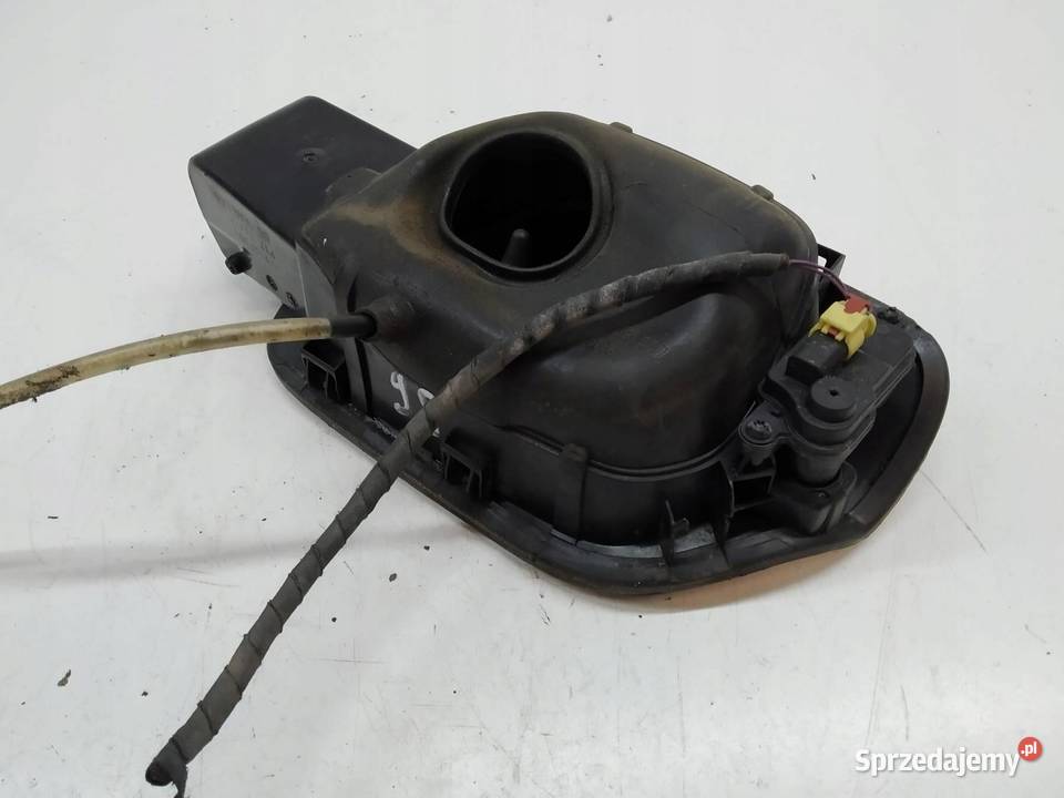 KLAPKA WLEWU PALIWA LB7W VW Volkswagen Passat Klapki wlewu paliwa Karoseria