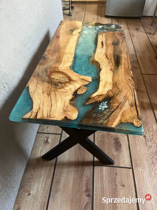 Stolik kawowy z żywicy i drewna 45cm Radomsko