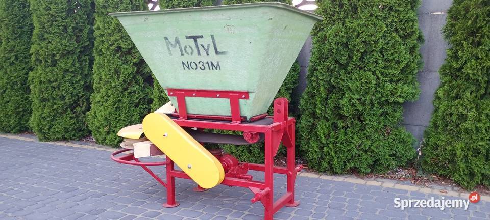 Rozsiewacz Motyl Kłos 400 600 l Lechów
