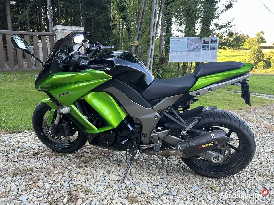 Kawasaki z1000sx akrapović ABS