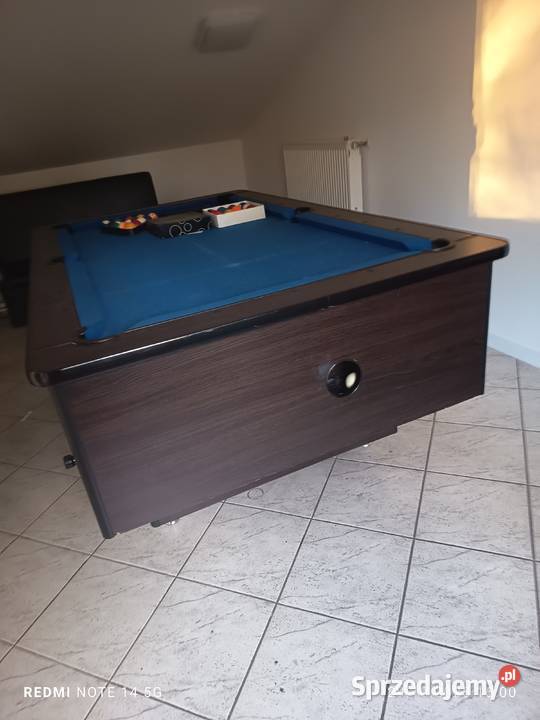 Stół bilardowy z płytą kamienną