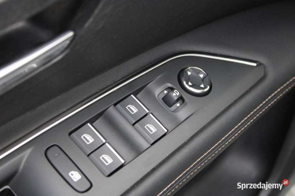 Peugeot 3008 2021r Night Vision ACC Focal Masaże automatyczna Gdańsk