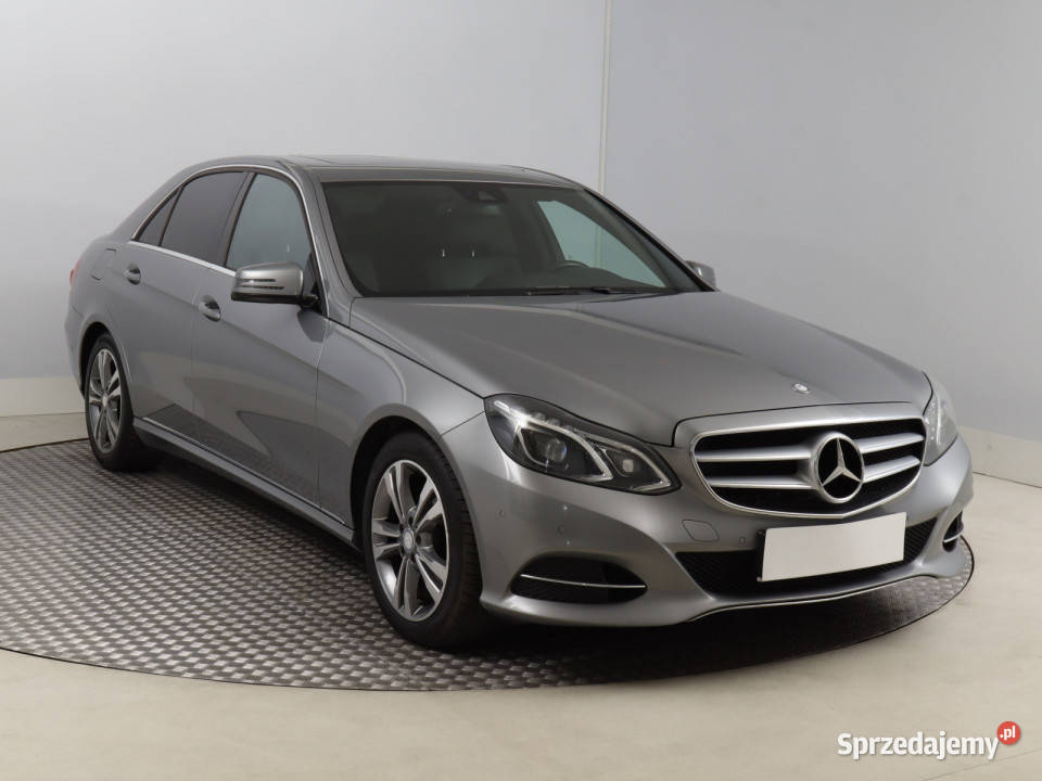 Mercedes E E 350 BlueTEC szary