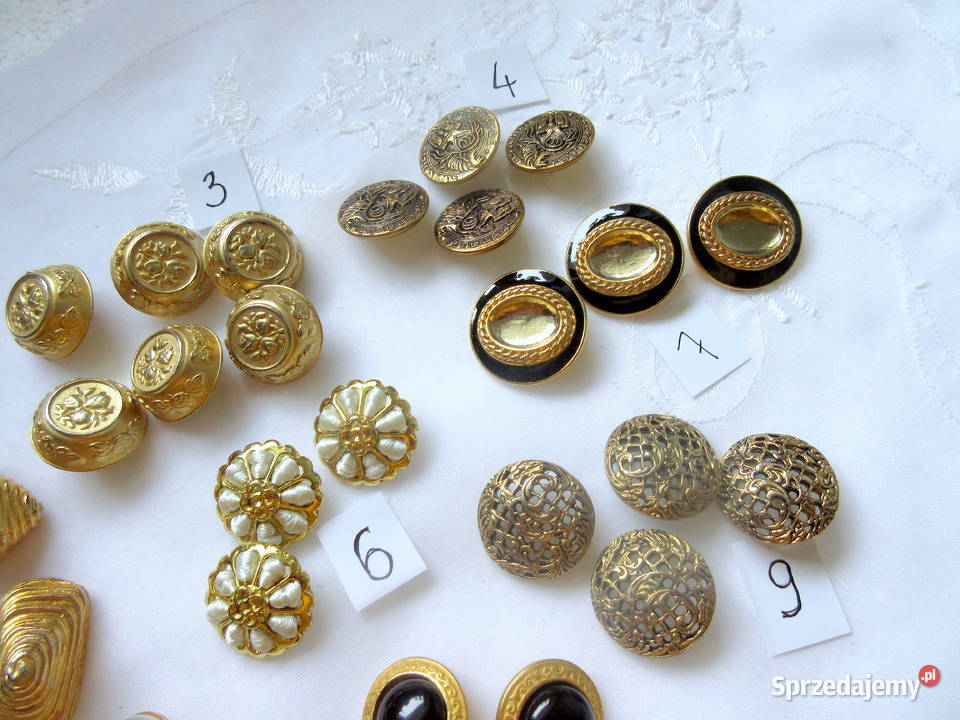 Guziki ozdobne metalowe