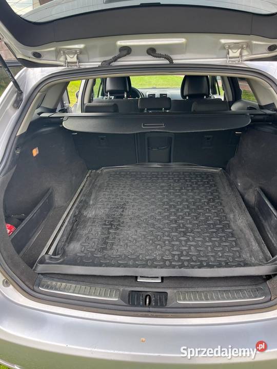 Toyota Avensis T27 Kombi 2010 Diesel 22 DCat 150 Czersk