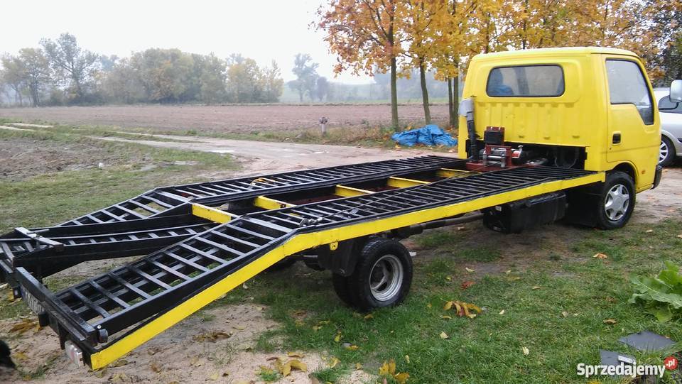 Auto laweta Kia K2700 Klukowo