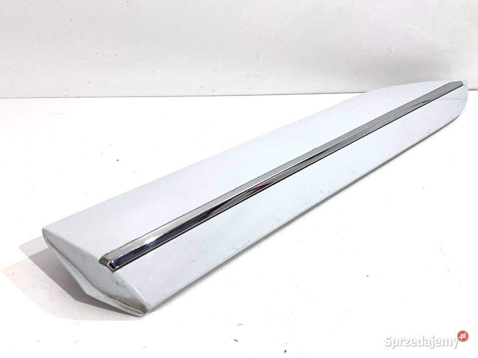 LISTWA DRZWI LEWY TYŁ SKODA SUPERB III Kombi