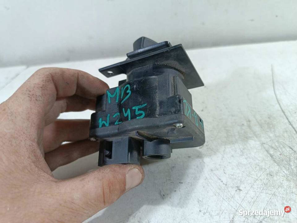WŁĄCZNIK ŚWIATEŁ MERCEDES W245 A1695451704 osobowe Panele sterowania, przełączniki