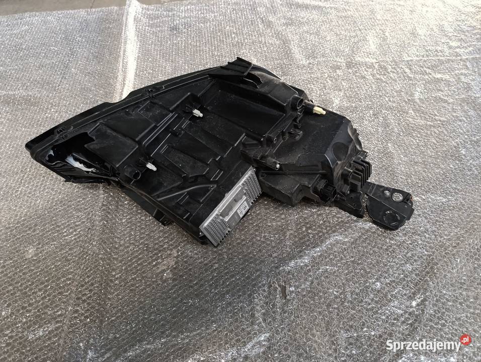 PEUGEOT 3008 5008 II 2016 LAMPA FULL LED LEWA