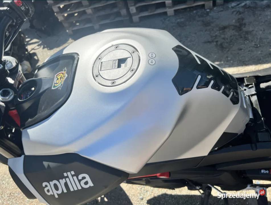 Osłona obudowa zbiornika baku Aprilia Shiver 900 Ostrzeszów