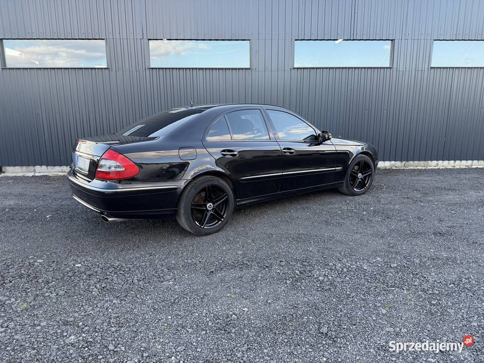 Mercedes E klasa W211 E280 30 v6 benzyna 4matic 223000km Szczecin