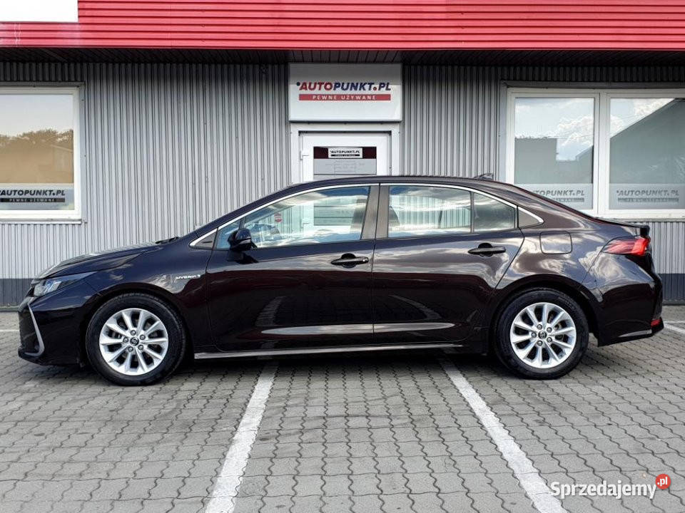 Toyota Corolla 2019r Salon Fvat 23 Bezwypadkowy 1798cm3 Rzeszów sprzedam