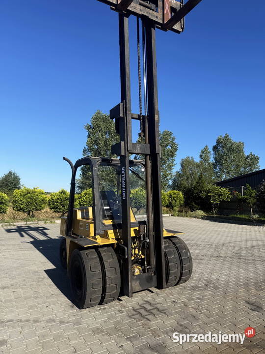 wózek widłowy CATERPILLAR V80D 4000 bliźniacze łódzkie sprzedam