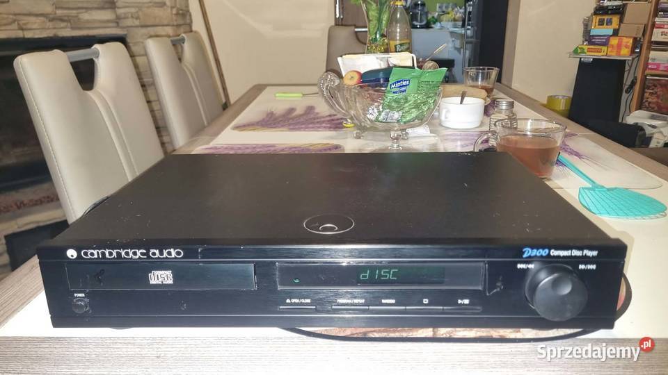 Odtwarzacz CD Cambridge Audio D 300 Digital