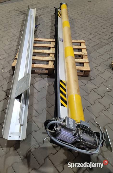 Brama szybkobieżna rolowana ASSA ABLOY 330x310 Gaworzyce