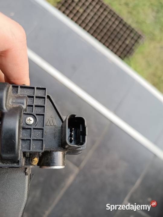 Zamek klapy bagażnika Peugeot 208 Turek sprzedam