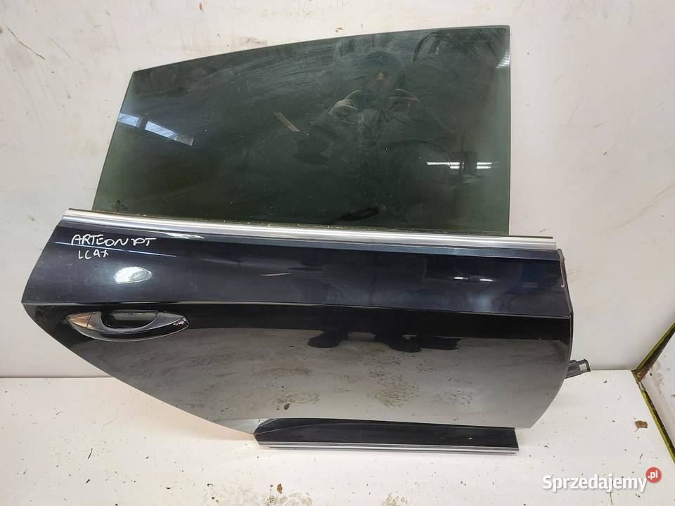 VW Arteon 3G8 2018r DRZWI PRAWY TYŁ czarny LC9X Drzwi dolnośląskie sprzedam