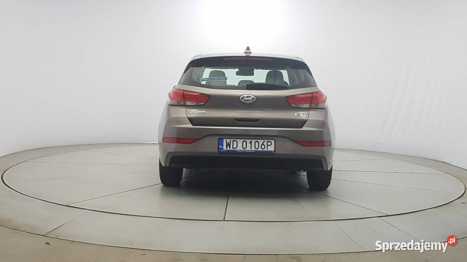 Hyundai i30 15 DPI Classic Z polskiego salonu Warszawa